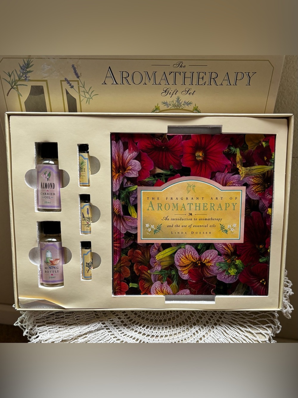 Aromatherapy Gift Set - Oils & Tutorial - Picture 7 of 8